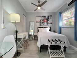 Barefoot Mailman Motel