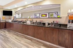 La Quinta Inn & Suites San Antonio At The Rim