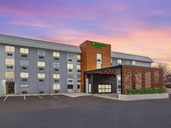 Wyndham Garden Louisville East