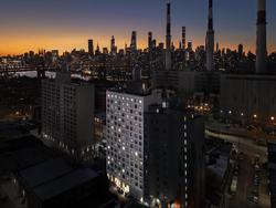 DoubleTree by Hilton Long Island City, NY