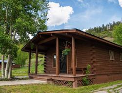 High Creek Lodge Cabins