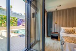 La Miel Suites