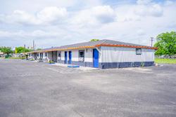 Alamo Oasis Inn and Suites By OYO San Antonio