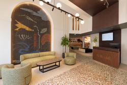 Bizipoz Hotel