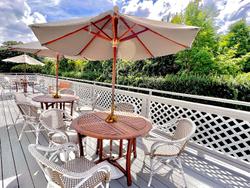 The Carriage House Inn