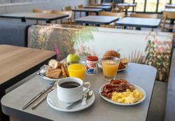 B&b Hotel Saintes