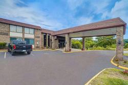 Travelodge by Wyndham Vernon CT