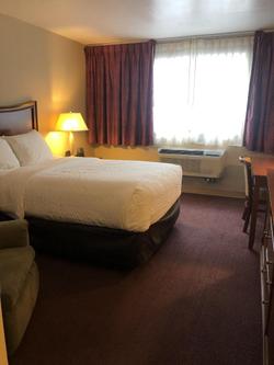 Cayuga Blu Hotel