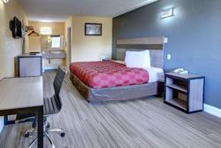 Econo Lodge at Military Circle