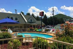 Econo Lodge Inn & Suites at the Convention Center