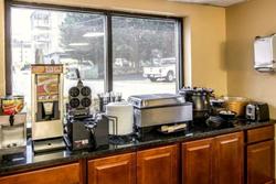 Econo Lodge Inn & Suites at the Convention Center