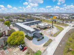 Super 8 By Wyndham Texas City