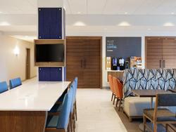 Holiday Inn Express & Suites Huntsville Northeast