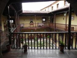 Castillo Valdes Salas