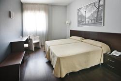 Hostal T4