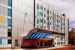 Aloft New York LaGuardia Airport