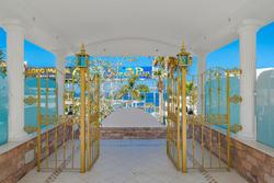 Flamingo suite boutique hotel