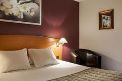 Sky Hotel Goussainville Charles de Gaulle