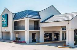 Quality Inn US65 & E Battlefield Rd Springfield