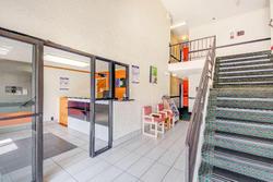Econo Lodge East