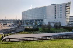 NH Lyon Airport