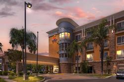Comfort Suites Ontario Convention Center