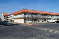 Motel 6 Fresno