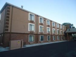 TownHouse Extended Stay Hotel Downtown