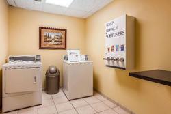 Comfort Inn & Suites Airport Convention Center
