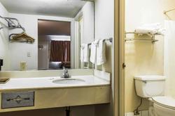 Rodeway Inn Ontario Mills Mall