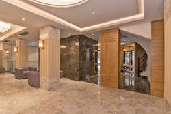Golden Royal Hotel