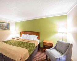 Econo Lodge North North Area