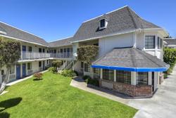 Motel 6 Carlsbad Downtown