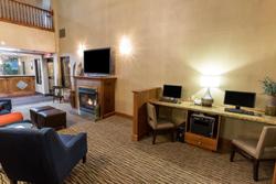 Comfort Inn & Suites Springfield I-44