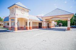 OYO hotel Greensboro east I 40