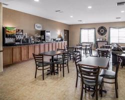 Rodeway Inn & Suites Salina KS
