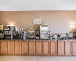 Rodeway Inn & Suites Salina KS