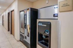 Econo Lodge I-27