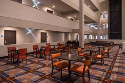 Holiday Inn Express & Sts Medical-Six Flags