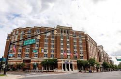 Hilton Alexandria Old Town