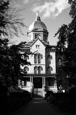 Larkspur Landing Hotel South Bend