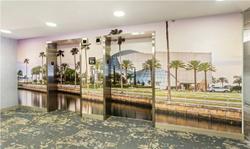 Hampton Inn & Suites St. Petersburg - Downtown