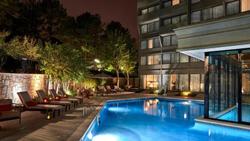 DoubleTree Atlanta Windy Hill Ballpark