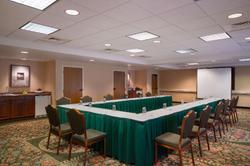 Hampton Inn & Suites State College at Williamsburg