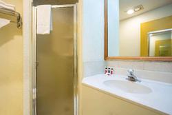 Days Inn by Wyndham Runnemede Philadelphia Area