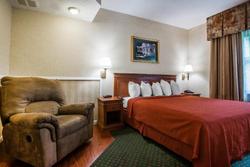 Econo Lodge Glens Falls / Lake George