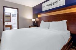 Avion Inn Ascend Hotel Collection