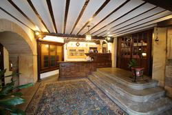 Hotel Santillana