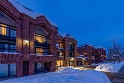 Ramada By Wyndham Park City Park Plaza Resort