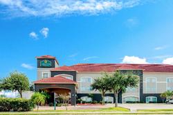 La Quinta Inn & Suites Mission at West McAllen